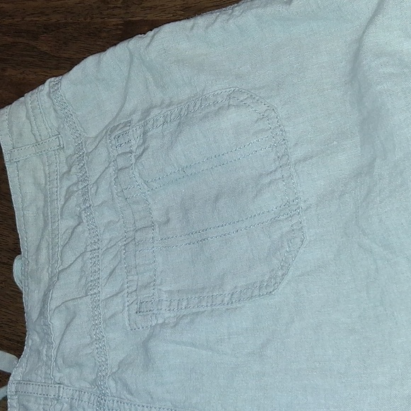 Chico's 100% Linen Cropped Rolled Light weight Cargo pants Lagenollk 2/Large - Picture 8 of 9